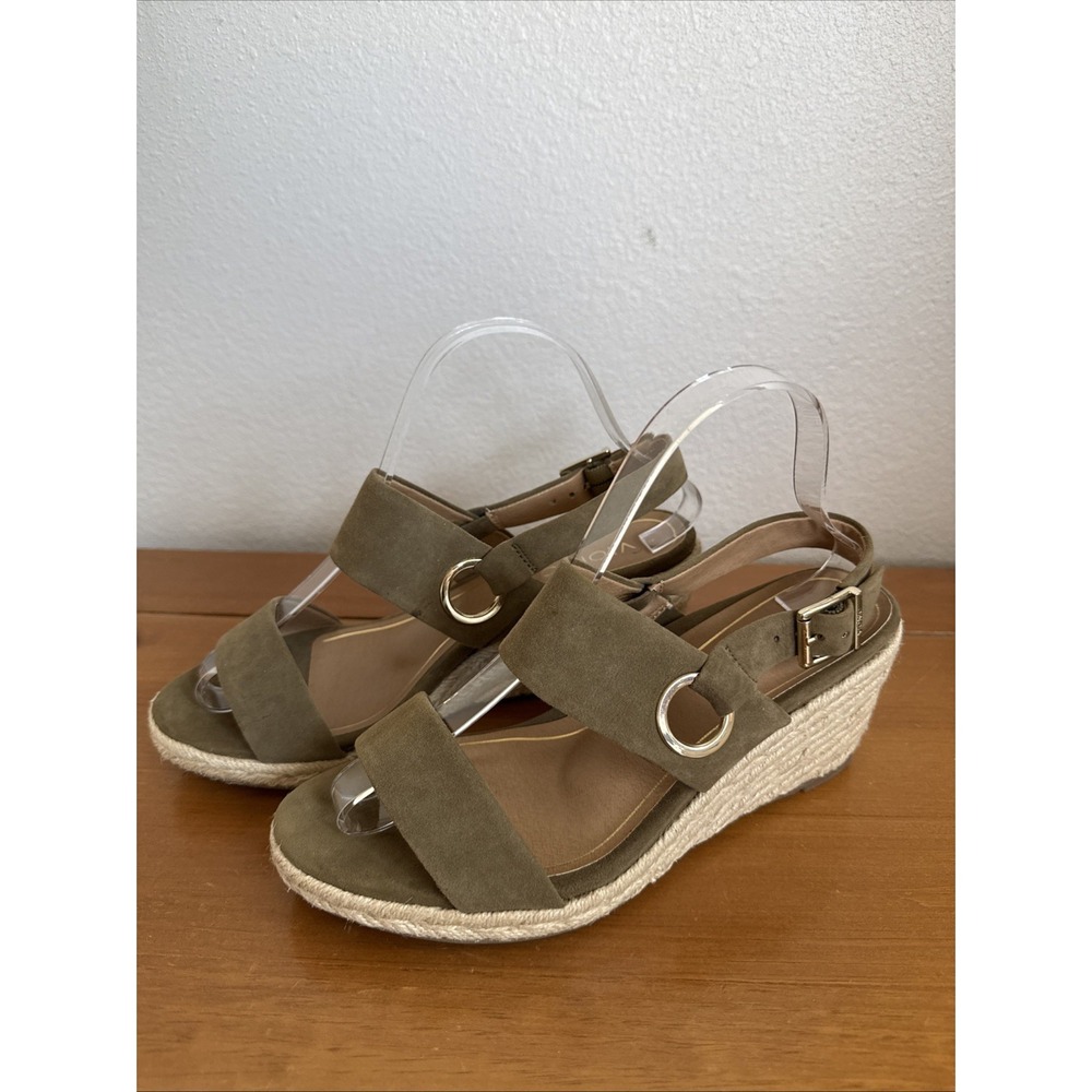 Vionic Vero Wedge Sandal Olive Suede Resortwear Coastal Boho Quiet Luxury S-8.5